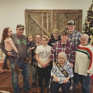 Meet your Posher, Connie